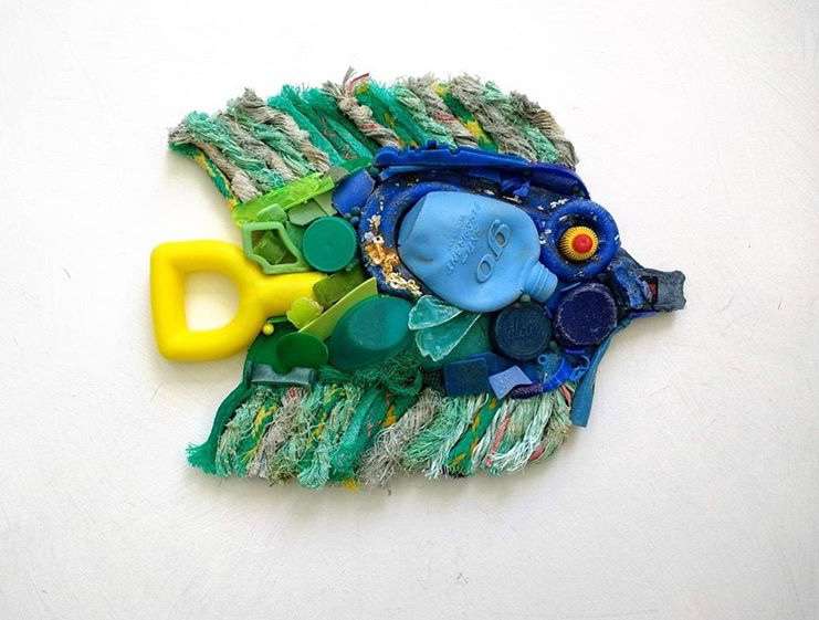 fish made of waste plastics